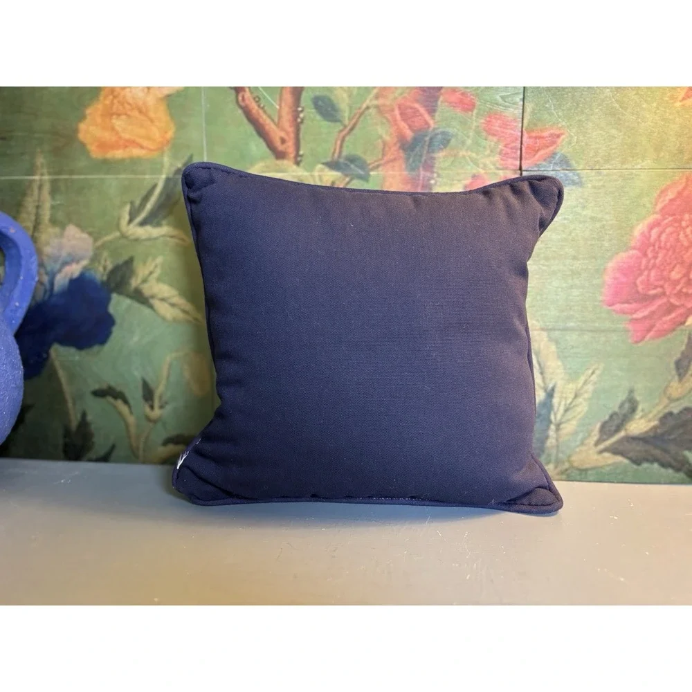 Vintage Needlepoint Colonial House Throw Pillow 12
